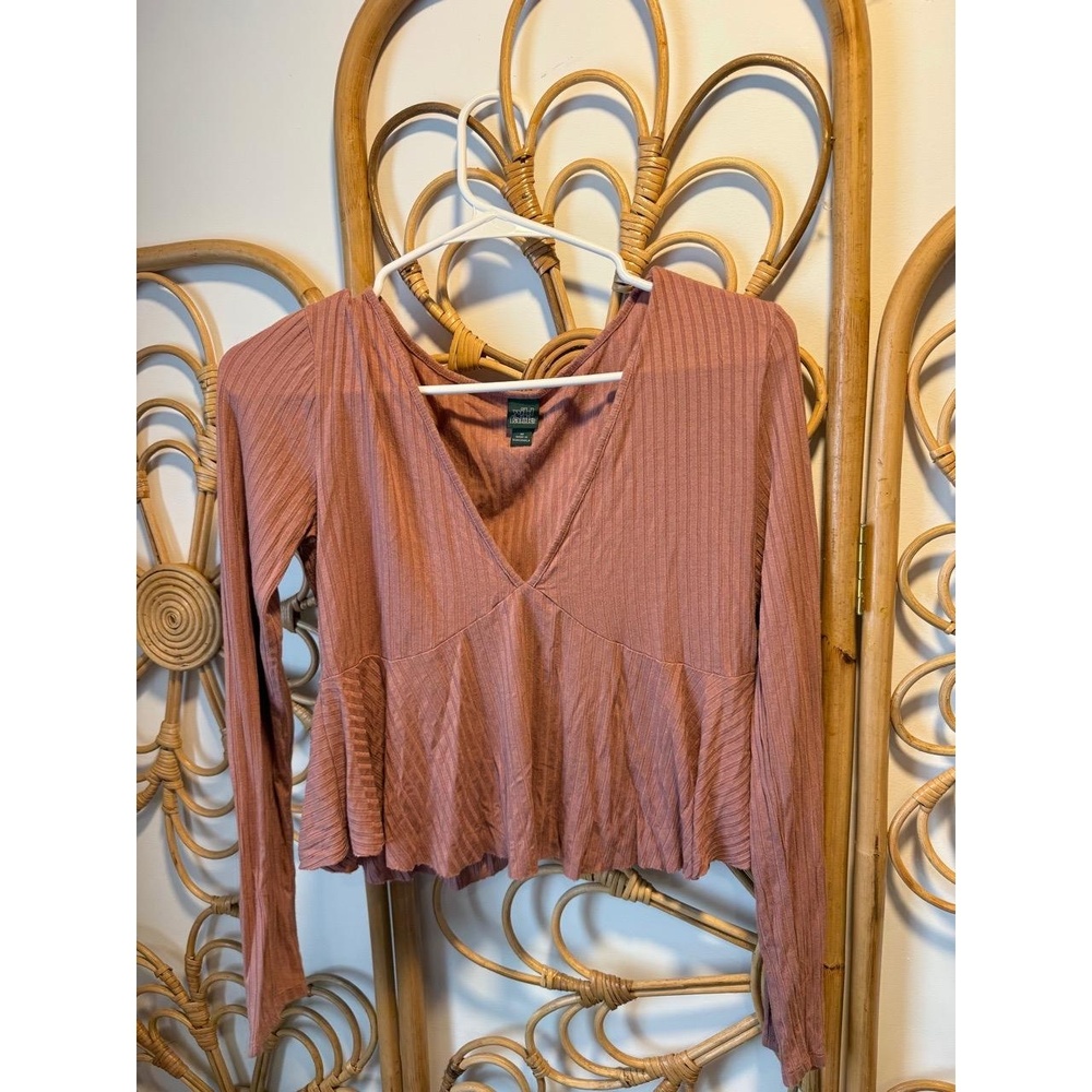 Wild Fable Womens Size‎ M Dusty Rose Ribbed Peplum V-Neck Top